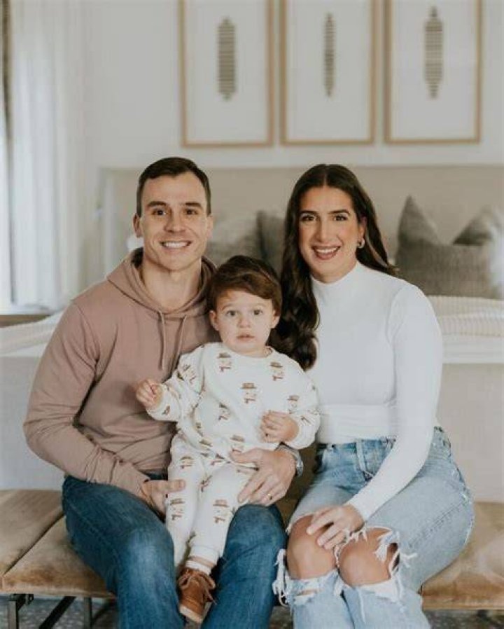 Ashley Matthews NBC Bio, Age, Wiki, Height, Family, Husband, Education, Salary, and Net Worth