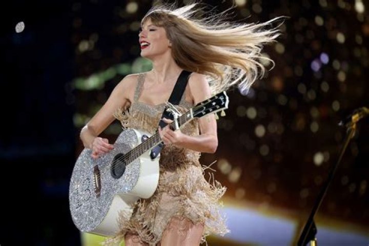 Taylor Swift’s Love Story Song Model Justin Gaston, Melissa Ordway & Net Worth