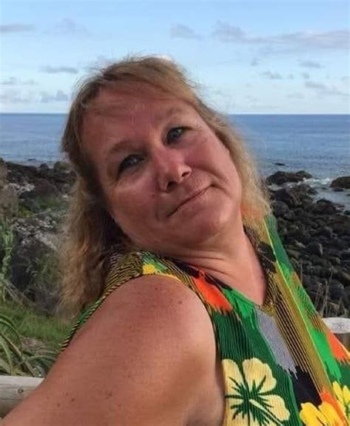 Who Is Terri LeAnn? Crackhead Meme Lady, Viral Video And Facebook